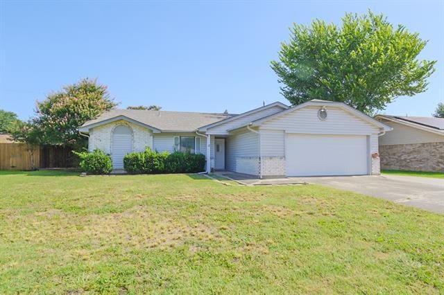 property at 1321 Mercedes St
