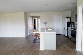 1146 King Eider Wy in Leland, NC - Building Photo - Building Photo