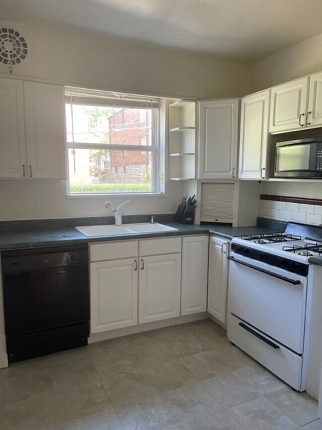 7525 York Dr in St. Louis, MO - Building Photo - Building Photo