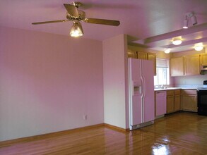 8121 17th Ave SW in Seattle, WA - Building Photo - Building Photo