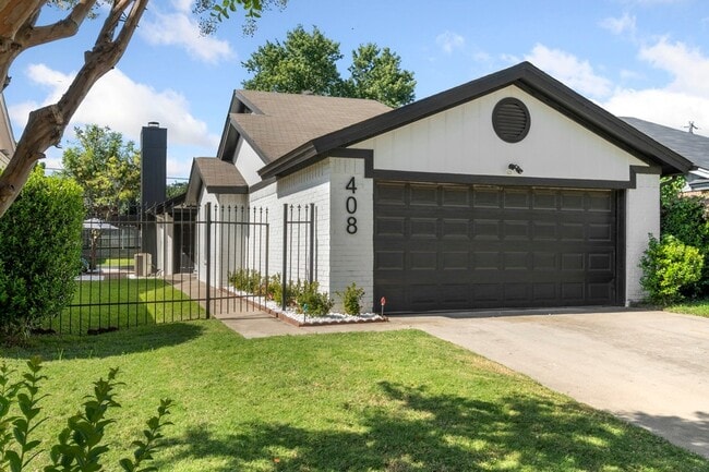 408 Sycamore Ln in Euless, TX - Building Photo - Building Photo