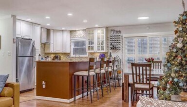 5101 Wiley St in Riverdale, MD - Foto de edificio - Building Photo