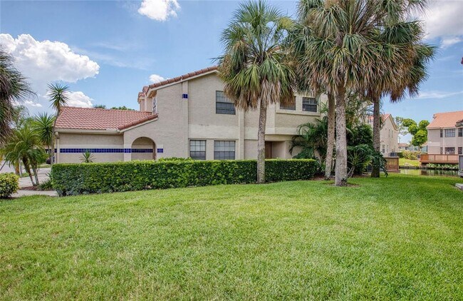 10410 La Mirage Ct in Tampa, FL - Building Photo - Building Photo