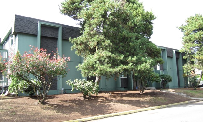 Towne South Apartments in Salem, OR - Building Photo - Building Photo