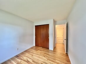 2203 Frontier Rd in Janesville, WI - Building Photo - Building Photo