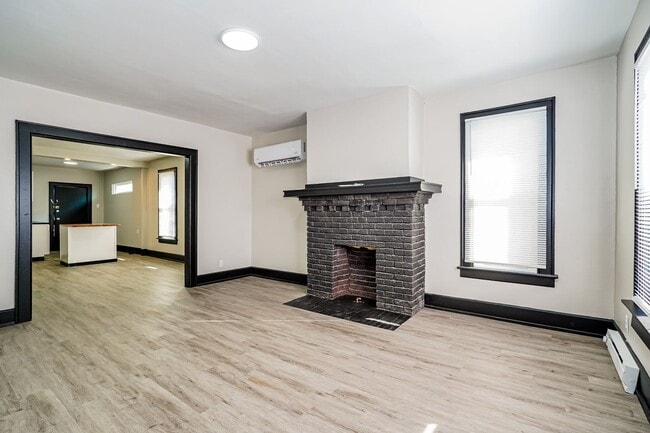 98-100-100 N Hague Ave in Columbus, OH - Building Photo - Building Photo