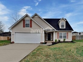 803 Buckhaven Dr in Smyrna, TN - Building Photo