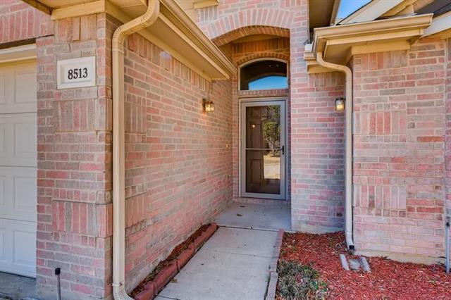 8513 Cactus Flower Dr in Fort Worth, TX - Building Photo - Building Photo