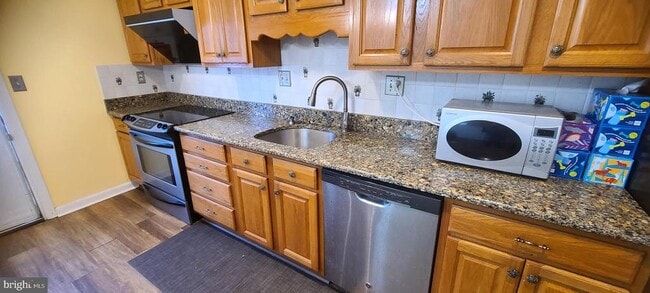 1011 Regina Dr in Arbutus, MD - Building Photo - Building Photo