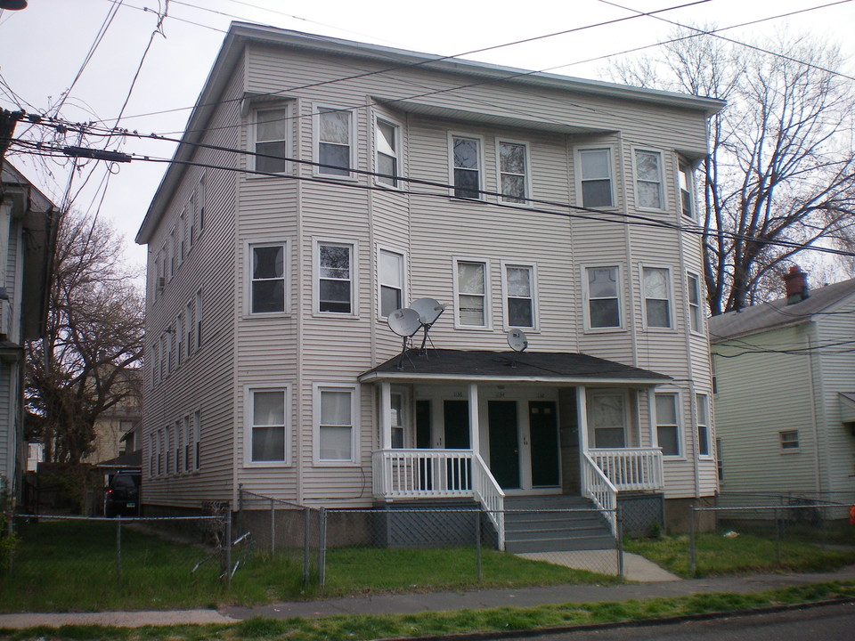 1132 Hancock Ave in Bridgeport, CT - Building Photo