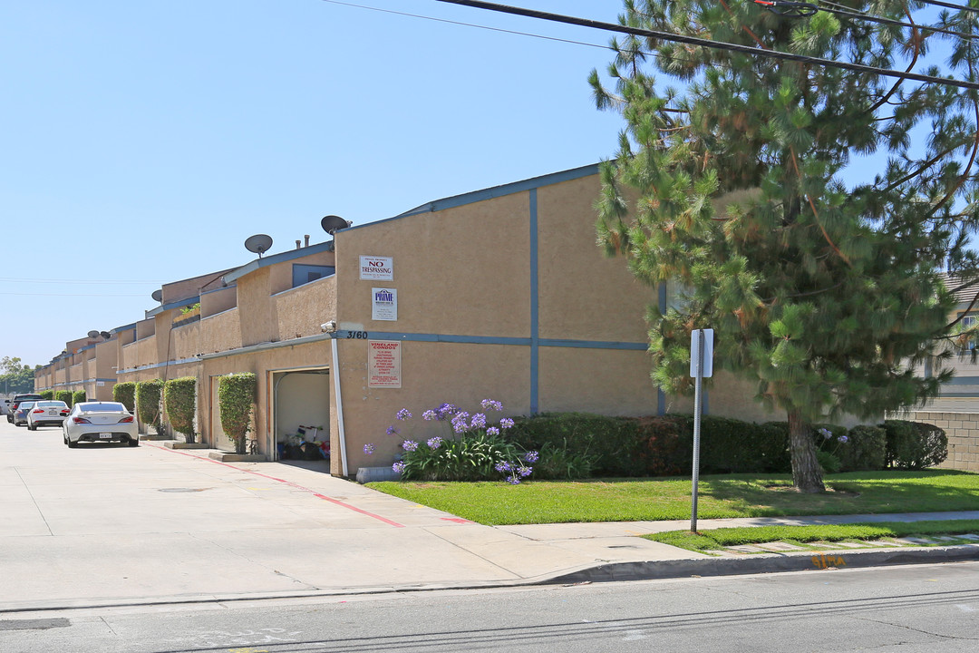 3160 Vineland Ave in Baldwin Park, CA - Building Photo