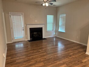 Room in Townhome on Bunclody Dr in Charlotte, NC - Building Photo - Building Photo