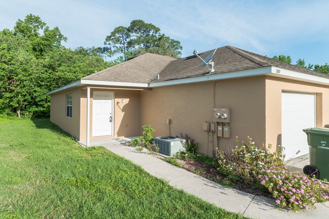 507 Paulling Dr in Leesburg, FL - Building Photo - Building Photo