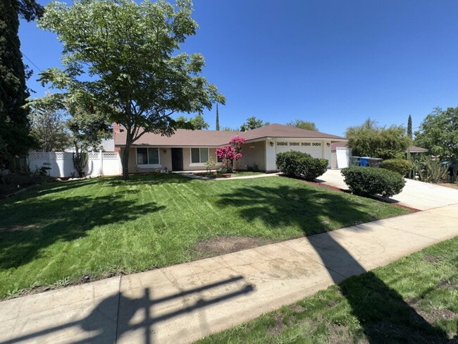 property at 4653 Kansas Ave