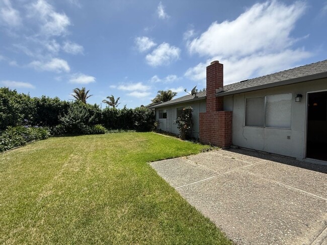938 Estrada Ct in Salinas, CA - Building Photo - Building Photo