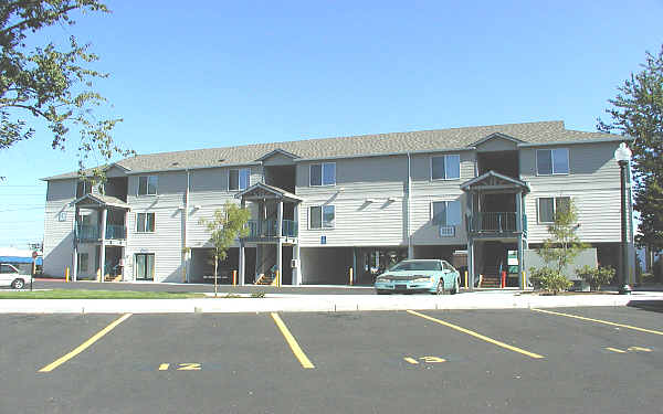 Cansler Village Apartments in Portland, OR - Foto de edificio - Building Photo