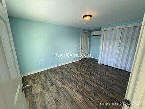 88 Main Rd in Milford, ME - Foto de edificio - Building Photo