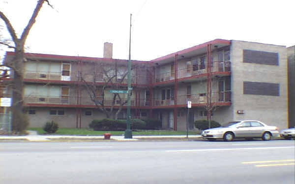 5225 N Ashland Ave in Chicago, IL - Foto de edificio