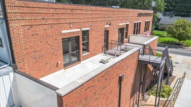 416 S Broad St in Monroe, GA - Building Photo - Building Photo