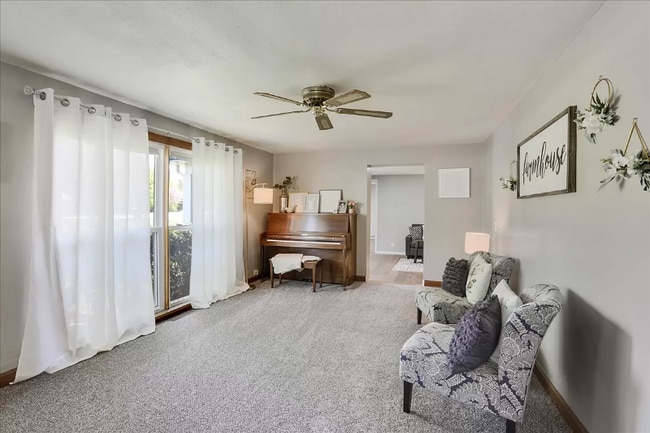 121 S 25th St in Mattoon, IL - Building Photo - Building Photo