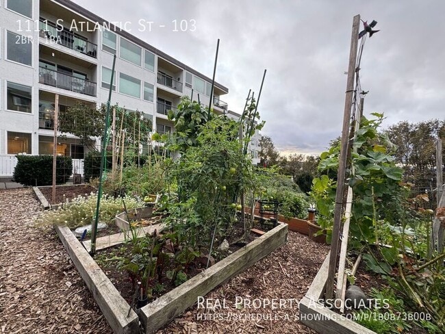 property at 1111 S Atlantic St