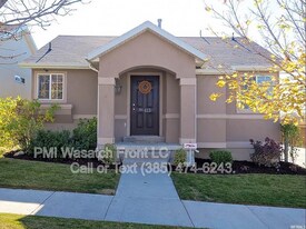 413 W Election Rd in Draper, UT - Building Photo