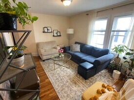 78 Ten Hills Rd in Somerville, MA - Building Photo