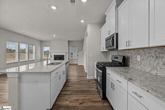 403 Redear Rd in Greer, SC - Building Photo - Building Photo