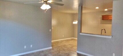 205 Ashley Dr in Edmond, OK - Building Photo - Building Photo