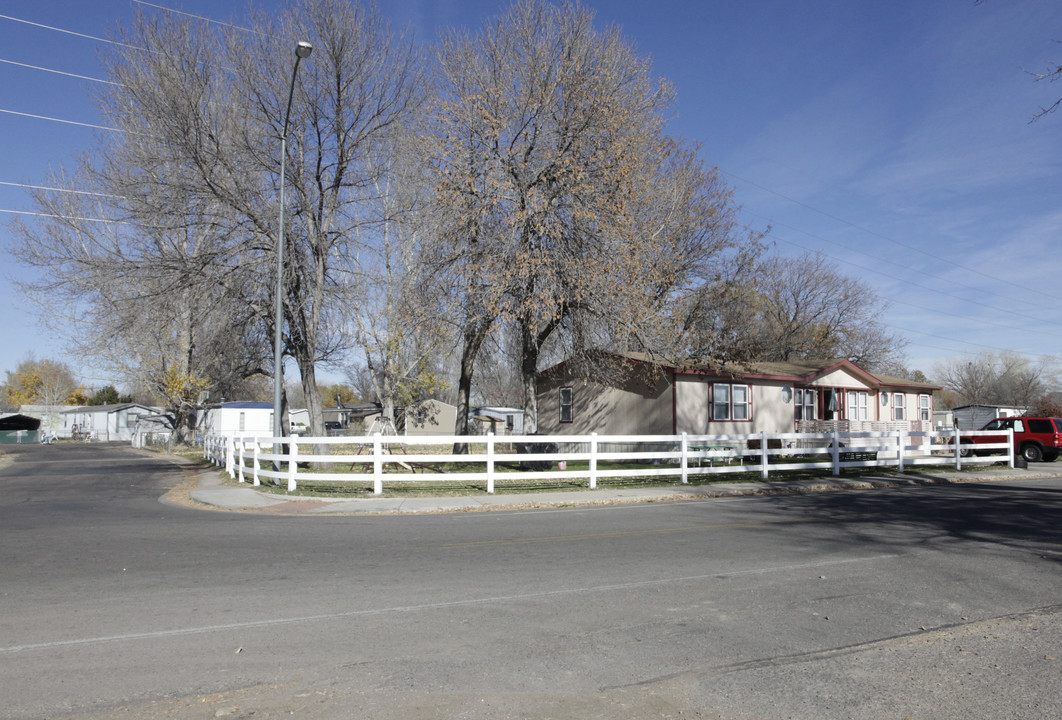 Hickory Village in Fort Collins, CO - Building Photo