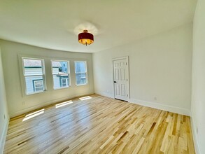 39 Derby St in Worcester, MA - Building Photo - Building Photo