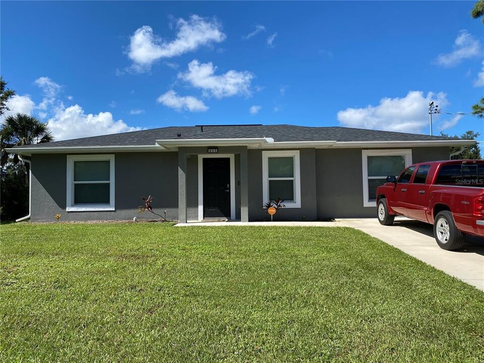 425 Burning Tree Ln in Punta Gorda, FL - Building Photo