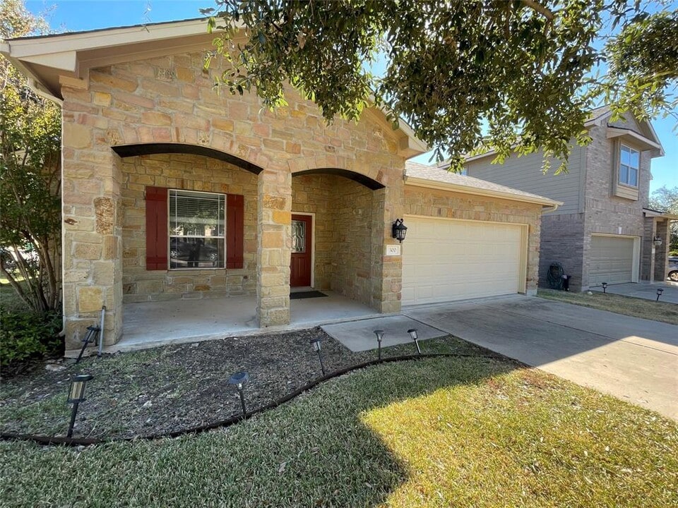 300 Steer Acres Ct in Cedar Park, TX - Building Photo