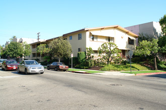 346 N Kenwood St in Glendale, CA - Building Photo - Building Photo