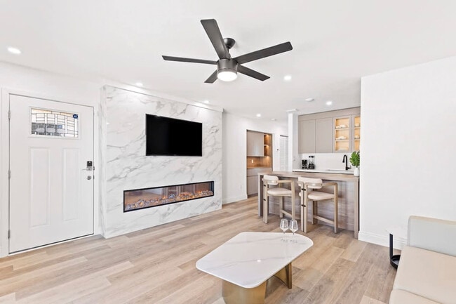 8115 Thomas Dr, Unit SI ID1354901P in Panama City, FL - Building Photo - Building Photo