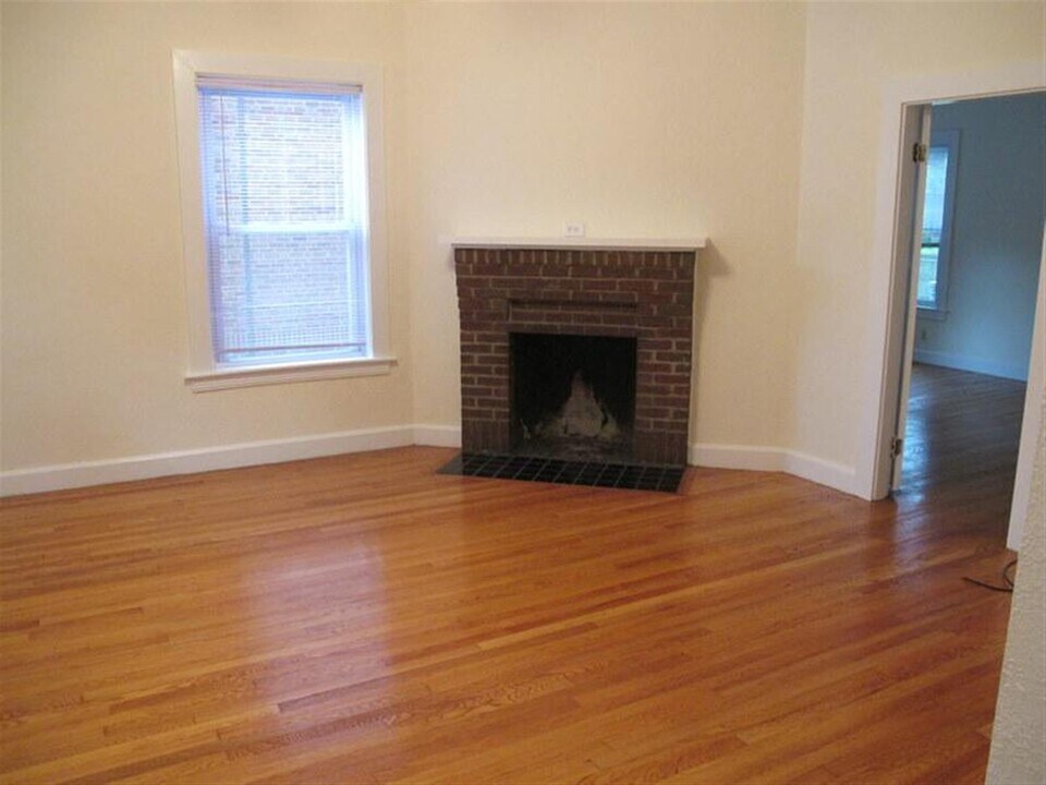 1 Langdon Sq, Unit 1 in Cambridge, MA - Building Photo