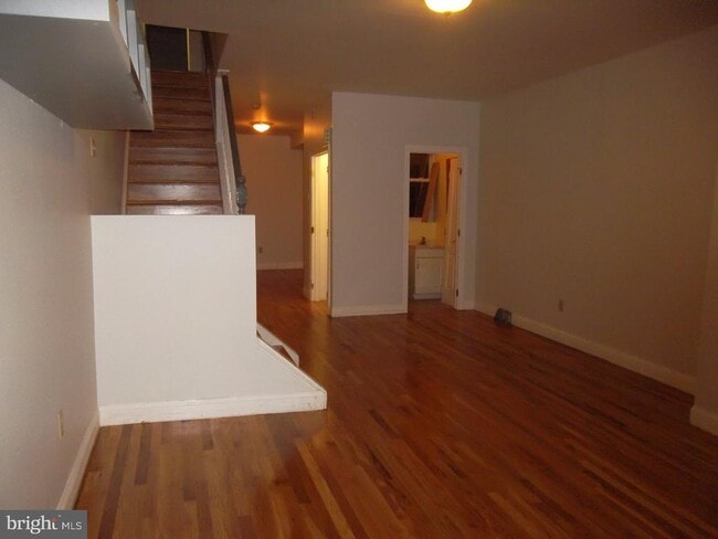 3883 Manayunk Ave in Philadelphia, PA - Foto de edificio - Building Photo