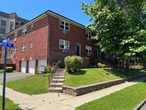 Cliff Meyer St Assoc LLC in Hackensack, NJ - Foto de edificio - Building Photo