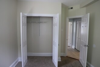 4424 foote st ne, Unit #2 in Washington, DC - Foto de edificio - Building Photo