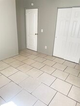 614 Larry Dr in DeLand, FL - Building Photo - Building Photo