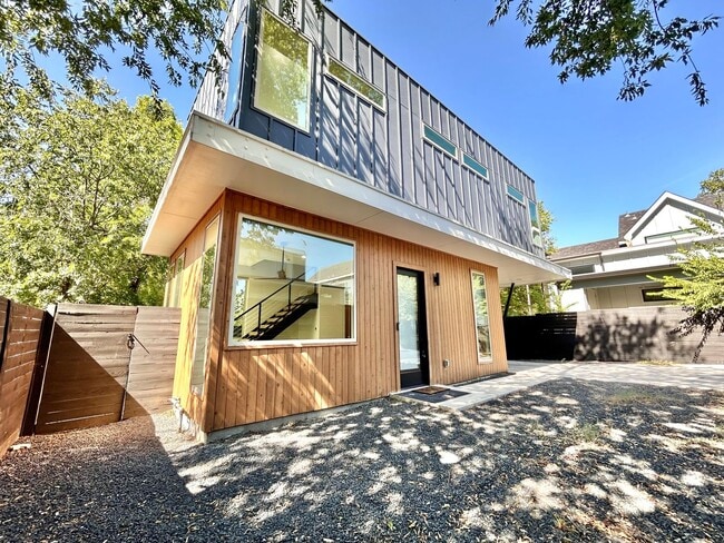 property at 409 W Odell St