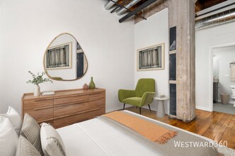 121 N Green St in Chicago, IL - Building Photo - Building Photo