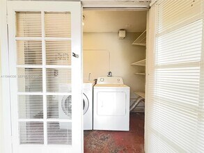 6716 Atlanta St in Hollywood, FL - Building Photo - Building Photo