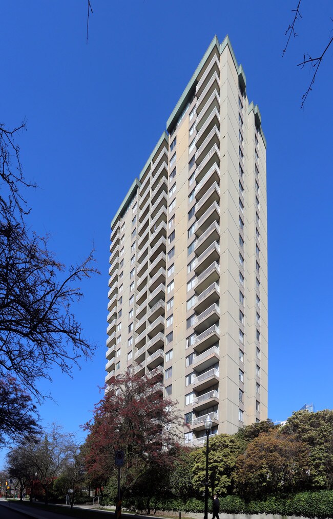 The Heritage in Vancouver, BC - Building Photo - Building Photo