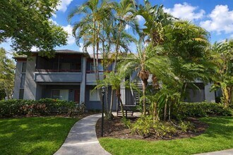 10263 Gandy Blvd N in St. Petersburg, FL - Building Photo - Building Photo