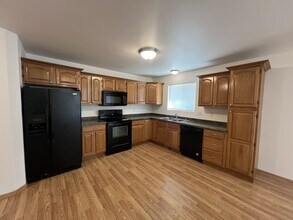 4272 51st St S in Fargo, ND - Building Photo - Building Photo