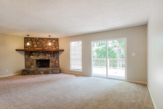 204 Tradewinds Cir in Alabaster, AL - Building Photo - Building Photo