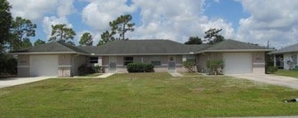 1071 Nomad Rd, Unit 1071 in Punta Gorda, FL - Building Photo