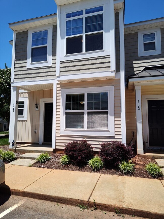 528 Fawnborough Ct in Rock Hill, SC - Building Photo - Building Photo