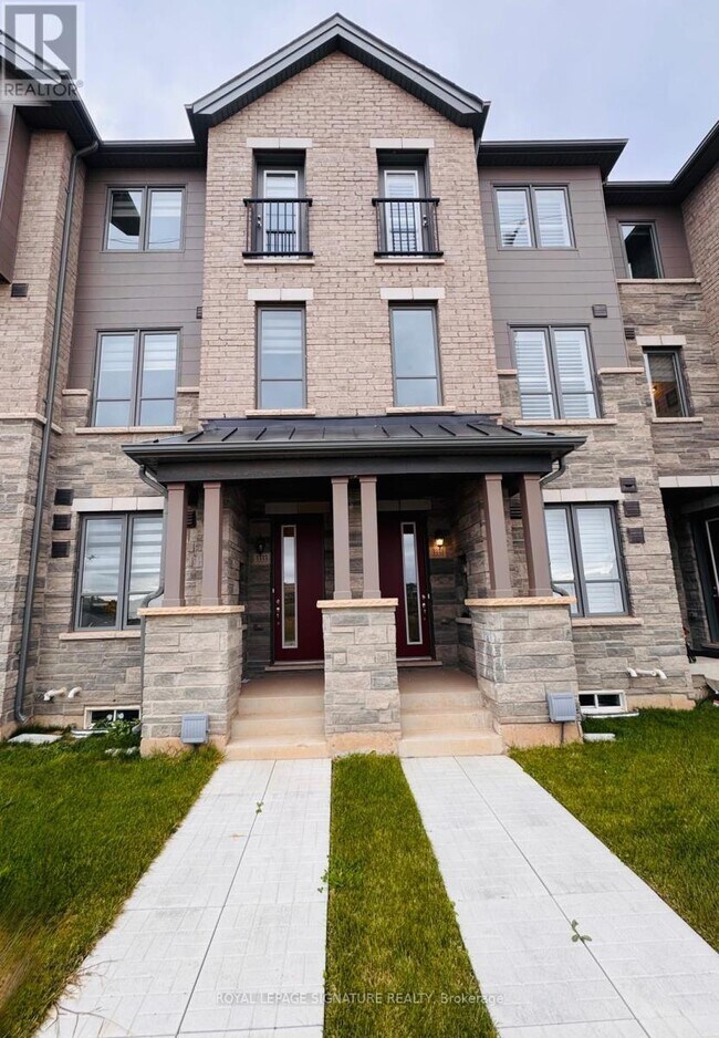 3333 Sixth Line in Oakville, ON - Building Photo - Building Photo